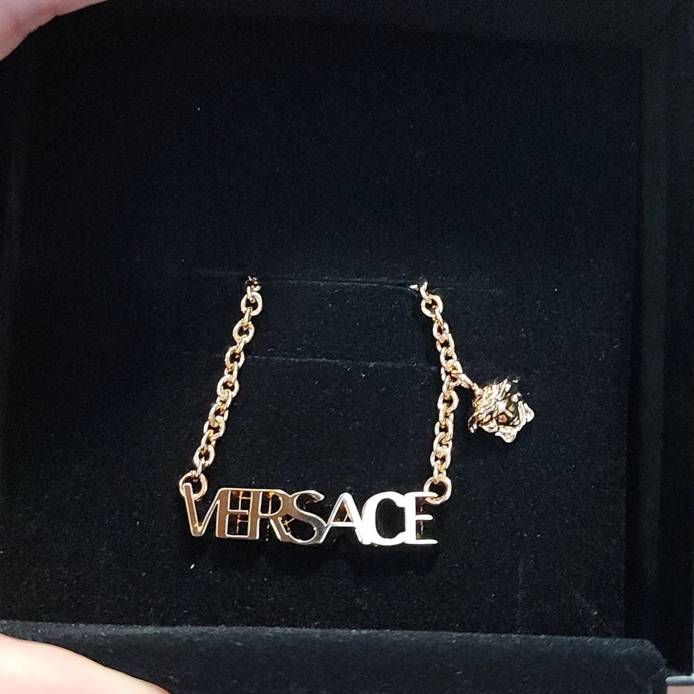 NWT AUTHENTIC VERSACE MEDUSA NECKLACE - Picture 9 of 16